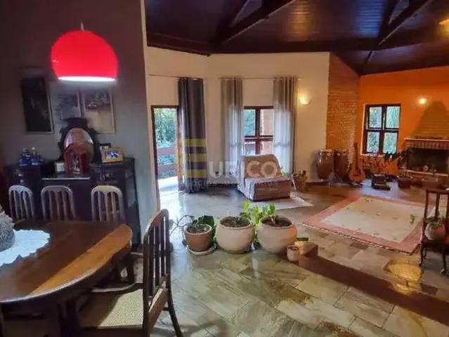 Casa / Sobrado em Condomínio para Locação em Vinhedo/SP Condomínio Estância Marambaia 4 Quartos