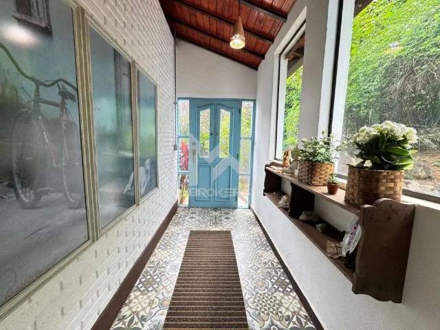Casa / Sobrado em Condomínio para Locação em Vinhedo/SP Caixa D´Água 4 Quartos