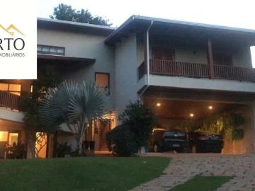 Casa / Sobrado em Condomínio para Locação em Vinhedo/SP Caixa D´Água 4 Quartos
