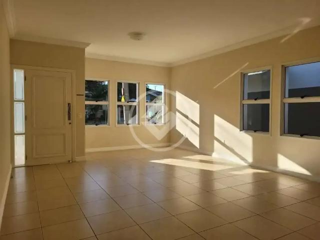 Casa / Sobrado em Condomínio para Locação em Vinhedo/SP Jardim América 5 Quartos
