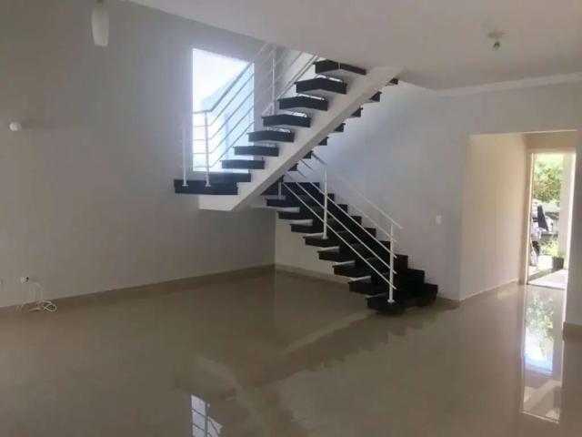 Casa / Sobrado em Condomínio para Locação em Vinhedo/SP Jardim Panorama 3 Quartos