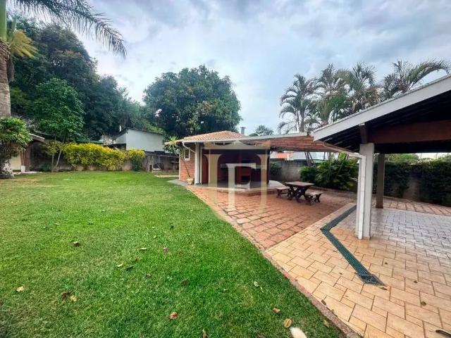 Casa / Sobrado em Condomínio para Locação em Vinhedo/SP Marambaia 4 Quartos