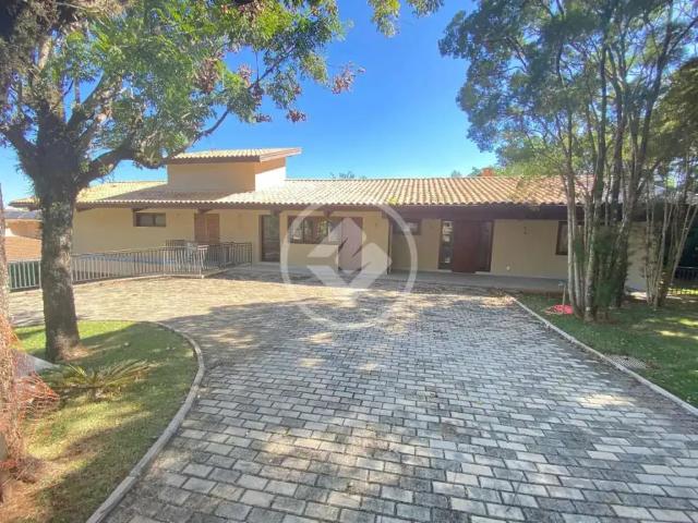 Casa / Sobrado em Condomínio para Locação em Vinhedo/SP Marambaia 4 Quartos