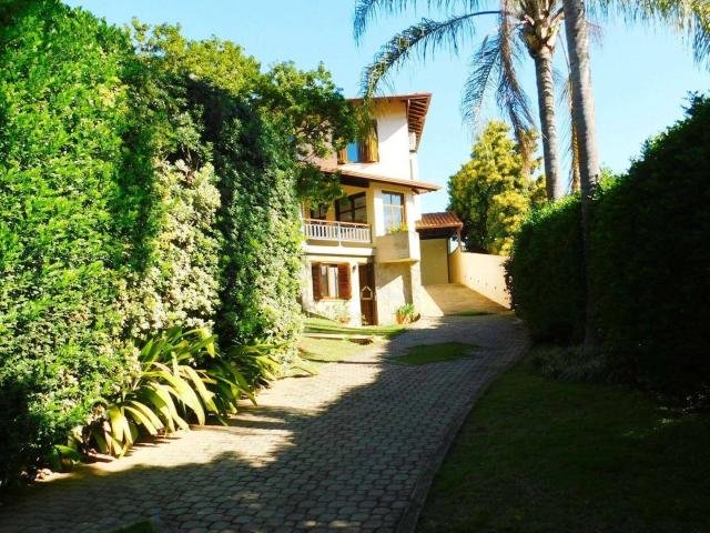 Casa / Sobrado em Condomínio para Locação em Vinhedo/SP Marambaia 4 Quartos