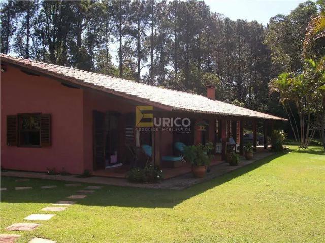 Casa / Sobrado em Condomínio para Locação em Vinhedo/SP Vale da Santa Fé 4 Quartos