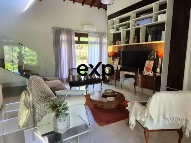Casa / Sobrado em Condomínio para Locação em Vinhedo/SP Vale da Santa Fé 4 Quartos
