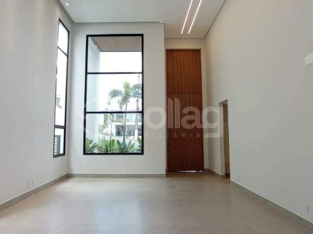 Casa / Sobrado em Condomínio para Locação em Vinhedo/SP Vila Junqueira 4 Quartos