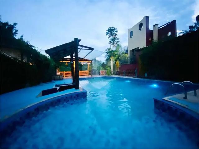 Casa / Sobrado em Condomínio para Locação em Vinhedo/SP Vista Alegre 4 Quartos