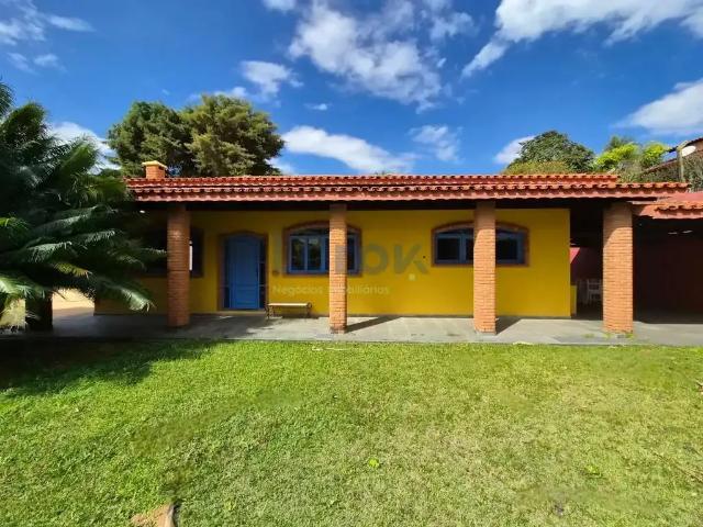 Casa / Sobrado em Condomínio para Locação em Vinhedo/SP Vista Alegre 4 Quartos