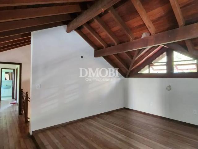 Casa / Sobrado em Condomínio para Locação em Viamão/RS Centro 5 Quartos