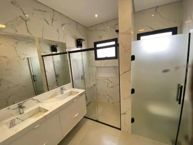 Casa / Sobrado em Condomínio para Locação em Votorantim/SP Alphaville Nova Esplanada 4 Quartos