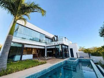 Casa / Sobrado em Condomínio para Locação em Votorantim/SP Alphaville Nova Esplanada 4 4 Quartos