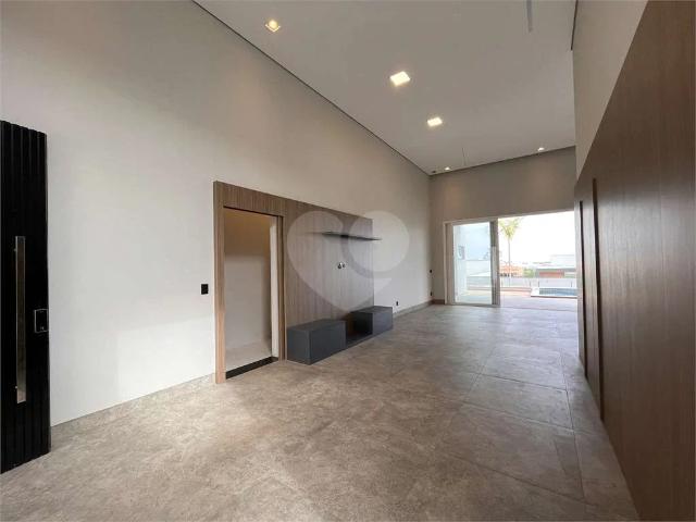 Casa / Sobrado em Condomínio para Locação em Votorantim/SP Alphaville Nova Esplanada 3 Quartos