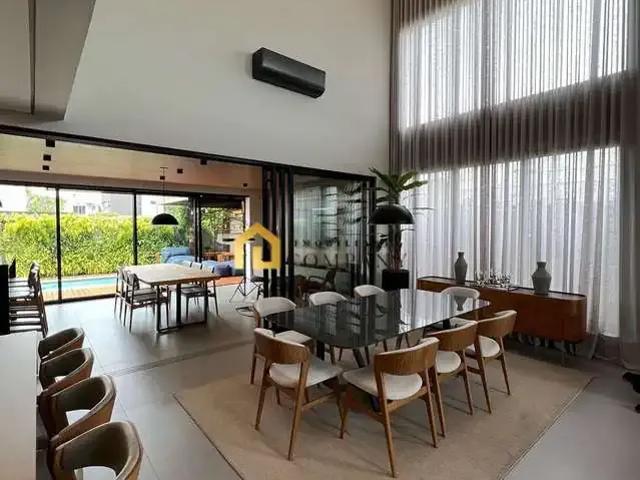 Casa / Sobrado em Condomínio para Locação em Votorantim/SP Alphaville Nova Esplanada 3 Quartos