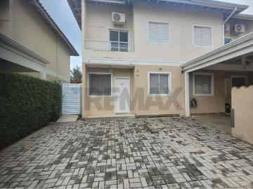 Casa / Sobrado em Condomínio para Locação em Votorantim/SP Vossoroca 3 Quartos