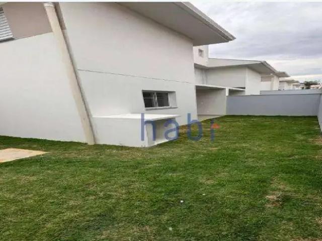 Casa / Sobrado em Condomínio para Locação em Votorantim/SP Vossoroca 3 Quartos