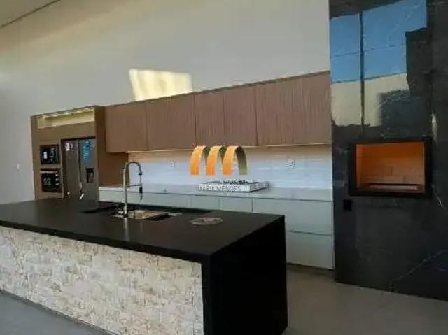 Casa / Sobrado em Condomínio para Locação em Anápolis/GO Condomínio Residencial Gaudi 3 Quartos