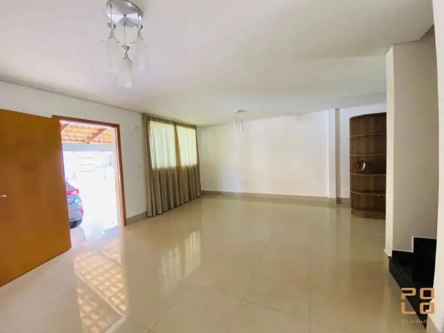 Casa / Sobrado em Condomínio para Locação em Aparecida de Goiânia/GO Sítios Santa Luzia 3 Quartos
