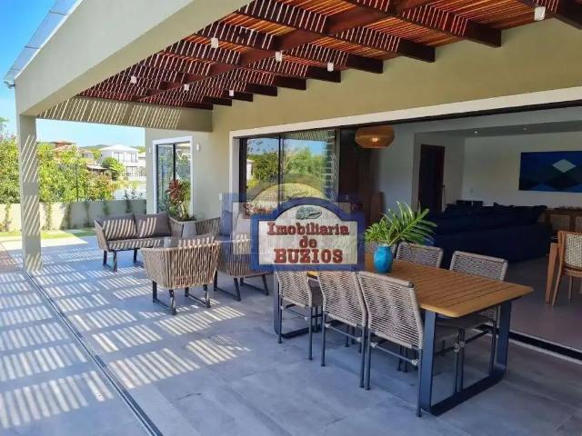 Casa / Sobrado em Condomínio para Locação em Armação dos Búzios/RJ Baia Formosa 4 Quartos