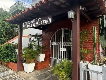 Casa / Sobrado em Condomínio para Locação em Armação dos Búzios/RJ Centro 2 Quartos