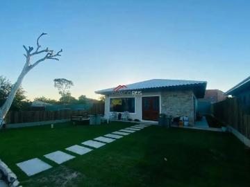 Casa / Sobrado em Condomínio para Locação em Armação dos Búzios/RJ Rasa 3 Quartos