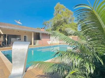 Casa / Sobrado em Condomínio para Locação em Araçoiaba da Serra/SP Village da Serra 4 Quartos