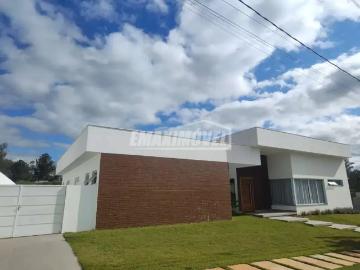 Casa / Sobrado em Condomínio para Locação em Araçoiaba da Serra/SP Barreiro 4 Quartos