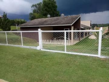 Casa / Sobrado em Condomínio para Locação em Araçoiaba da Serra/SP Campo do Meio 4 Quartos
