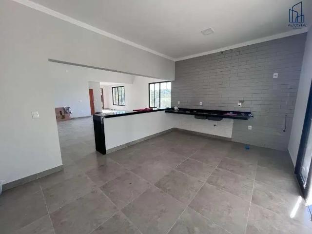 Casa / Sobrado em Condomínio para Locação em Araçoiaba da Serra/SP Condomínio Saint Charbel 4 Quartos