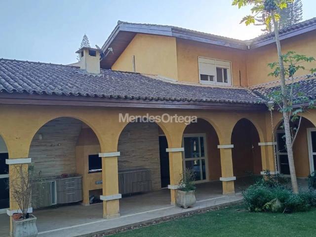 Casa / Sobrado em Condomínio para Locação em Araçoiaba da Serra/SP Lago Azul 4 Quartos