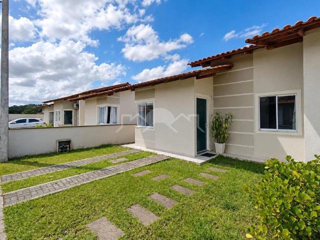 Casa / Sobrado em Condomínio para Locação em Araquari/SC Zona Rural 2 Quartos