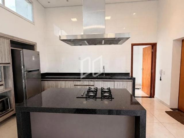 Casa / Sobrado em Condomínio para Locação em Araraquara/SP Condomínio Buona Vita 3 Quartos