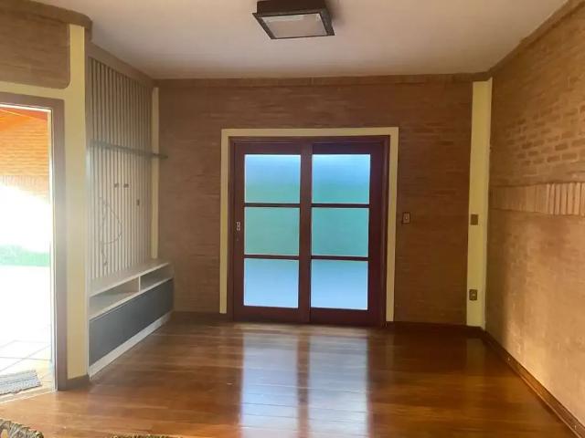 Casa / Sobrado em Condomínio para Locação em Araraquara/SP Jardim dos Flamboyants 3 Quartos