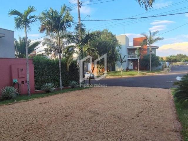 Casa / Sobrado em Condomínio para Locação em Araraquara/SP Jardim Salto Grande 3 Quartos