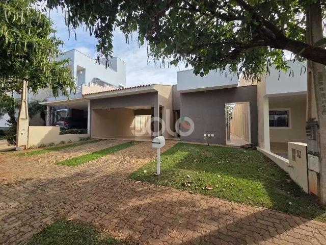 Casa / Sobrado em Condomínio para Locação em Araraquara/SP Parque Residencial Damha 3 Quartos