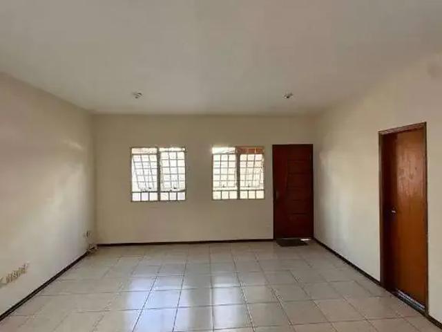 Casa / Sobrado em Condomínio para Locação em Araras/SP Chácara Bela Vista 3 Quartos