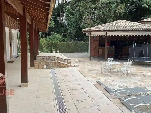 Casa / Sobrado em Condomínio para Locação em Arujá/SP Novo Horizonte Hills I e II 4 Quartos
