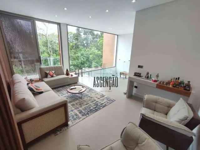 Casa / Sobrado em Condomínio para Locação em Arujá/SP Novo Horizonte Hills I e II 3 Quartos