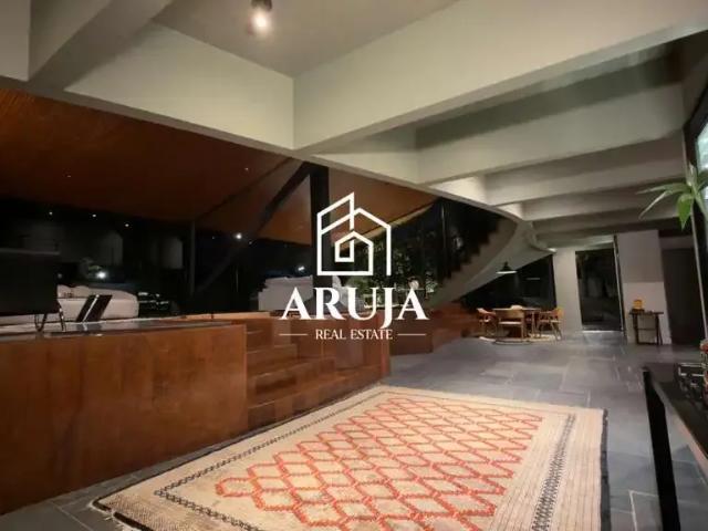Casa / Sobrado em Condomínio para Locação em Arujá/SP Arujázinho I, II e III 5 Quartos