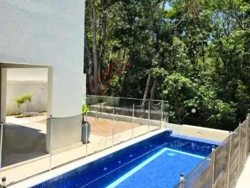 Casa / Sobrado em Condomínio para Locação em Arujá/SP Caputera