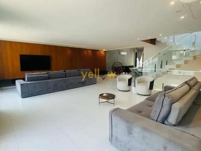 Casa / Sobrado em Condomínio para Locação em Arujá/SP Residencial Real Park 3 Quartos