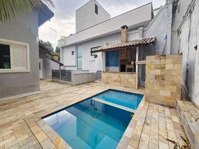 Casa / Sobrado em Condomínio para Locação em Arujá/SP Jardim Imperial Hills III 4 Quartos