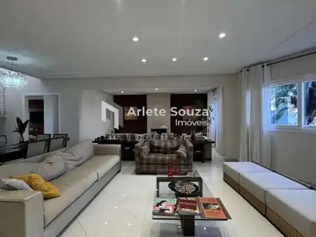 Casa / Sobrado em Condomínio para Locação em Arujá/SP Jardim Imperial Hills III 4 Quartos