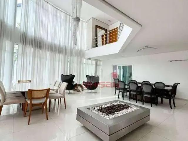 Casa / Sobrado em Condomínio para Locação em Arujá/SP Perová 4 Quartos
