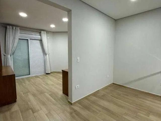Casa / Sobrado em Condomínio para Locação em Arujá/SP Residencial Real Park 4 Quartos