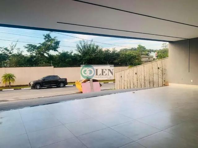 Casa / Sobrado em Condomínio para Locação em Arujá/SP Residencial Real Park 4 Quartos