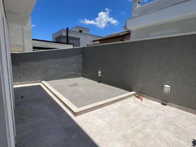 Casa / Sobrado em Condomínio para Locação em Arujá/SP Residencial Real Park 3 Quartos