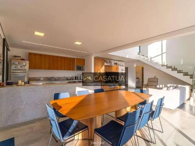 Casa / Sobrado em Condomínio para Locação em Atibaia/SP Condomínio Porto Atibaia 4 Quartos