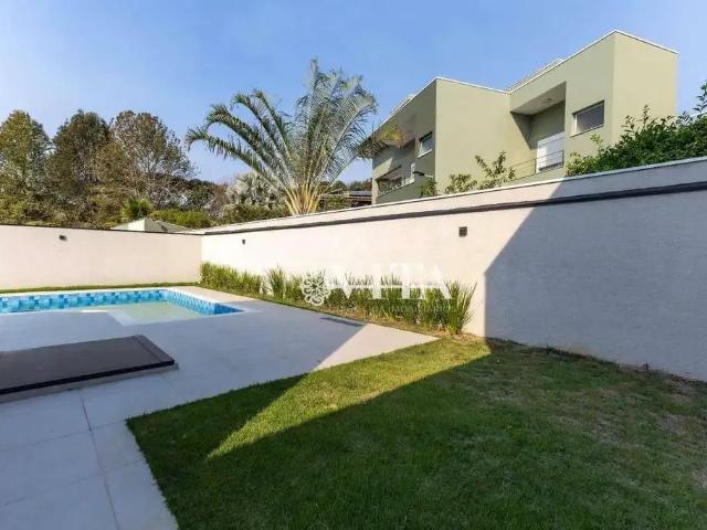Casa / Sobrado em Condomínio para Locação em Atibaia/SP Portão 3 Quartos