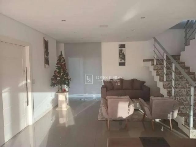 Casa / Sobrado em Condomínio para Locação em Atibaia/SP Parque Arco Iris 3 Quartos